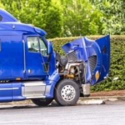 The Top 5 Reasons Semi Trucks Need Roadside Assistance